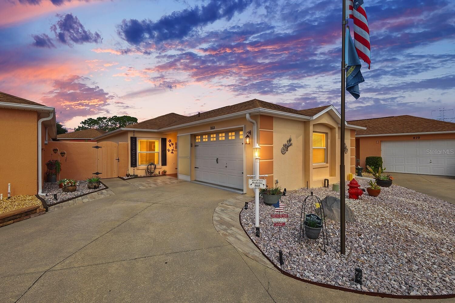 Property Photo: 868 Oviedo Road FL 32159