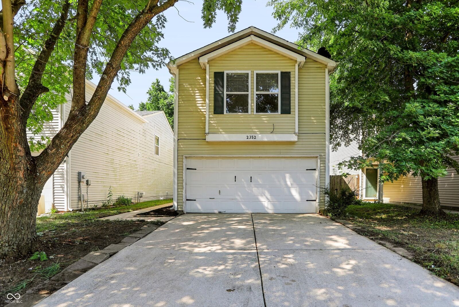 Property Photo:  2352 Collins Way  IN 46140 