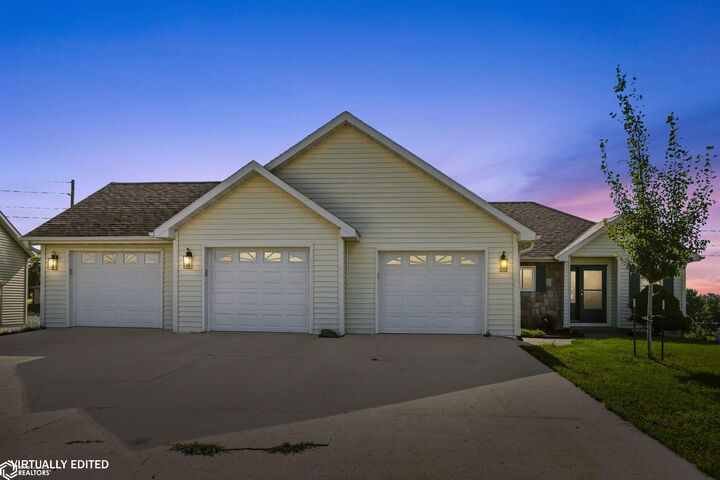 Property Photo:  2626 S 8th Street  IA 50158 
