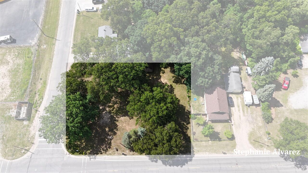 Property Photo:  787 E Giles Road  MI 49445-2647 