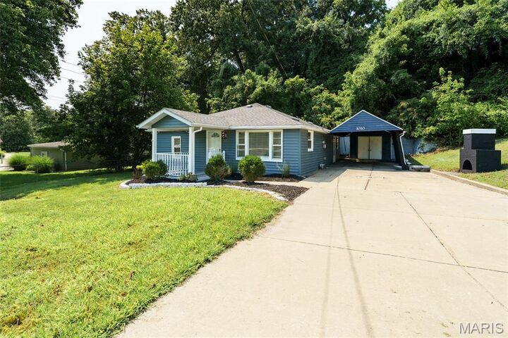Property Photo:  1010 Lebanon Road  IL 62234 