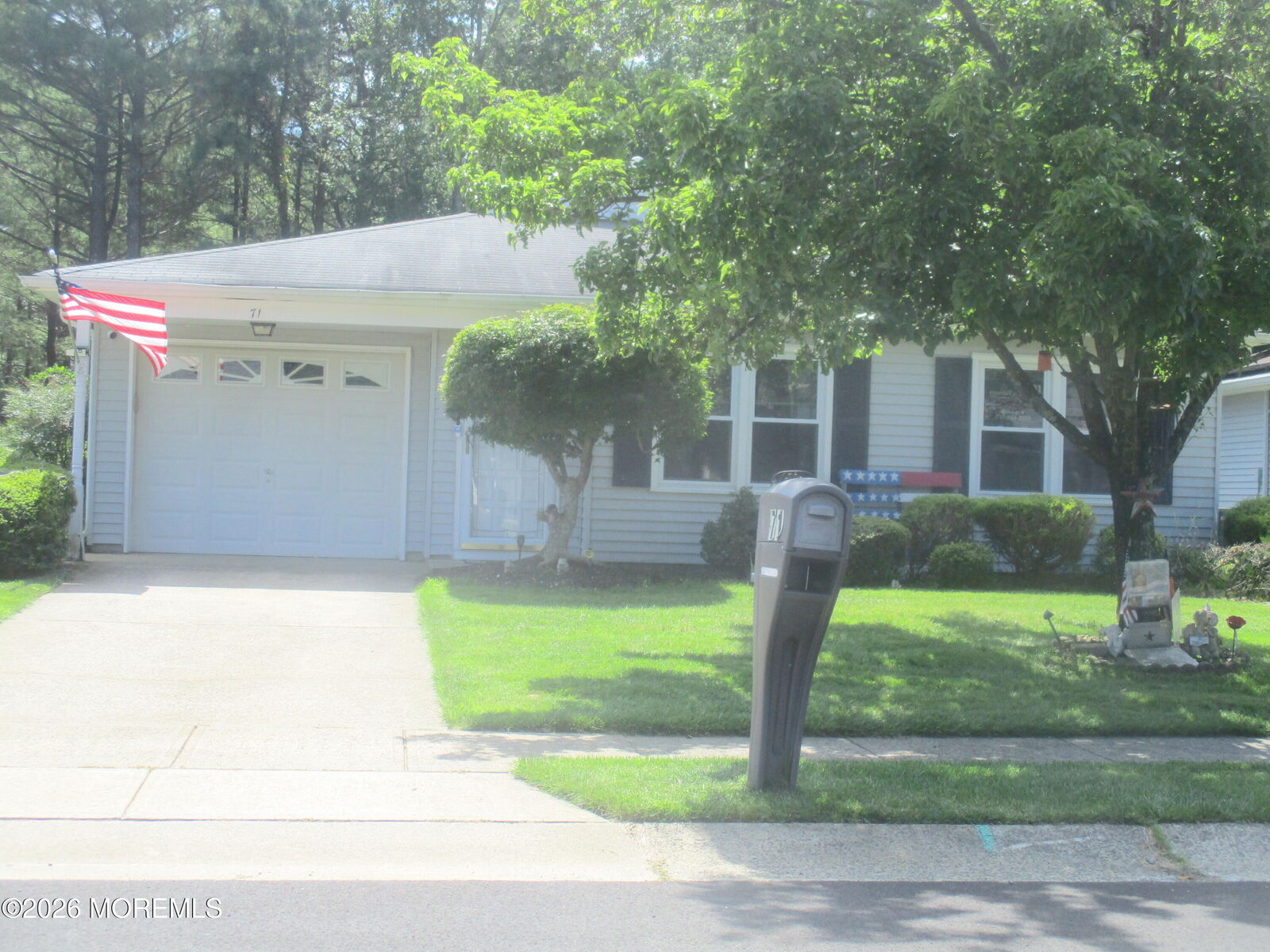 Property Photo:  71 Meadowbrook Road  NJ 08723 