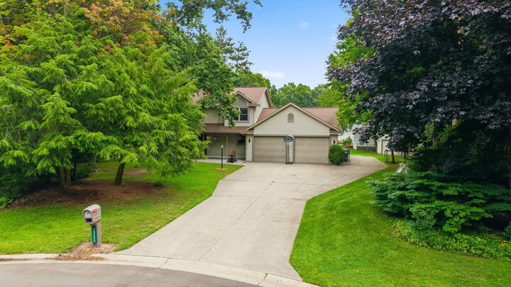 Property Photo: 15250 Hofma Drive MI 49417
