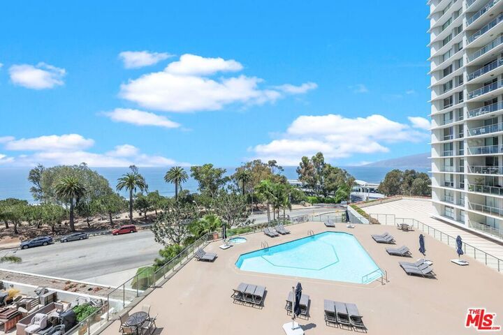 Property Photo:  201 Ocean Avenue 602B  CA 90402 