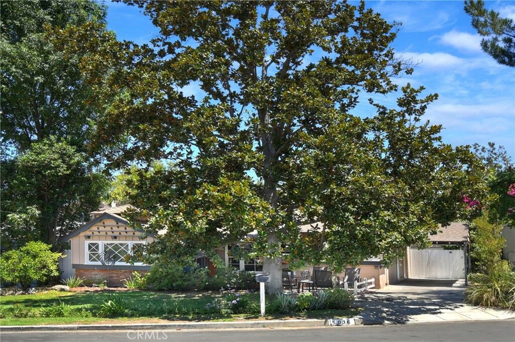Property Photo:  5036 Catalon  CA 91364 