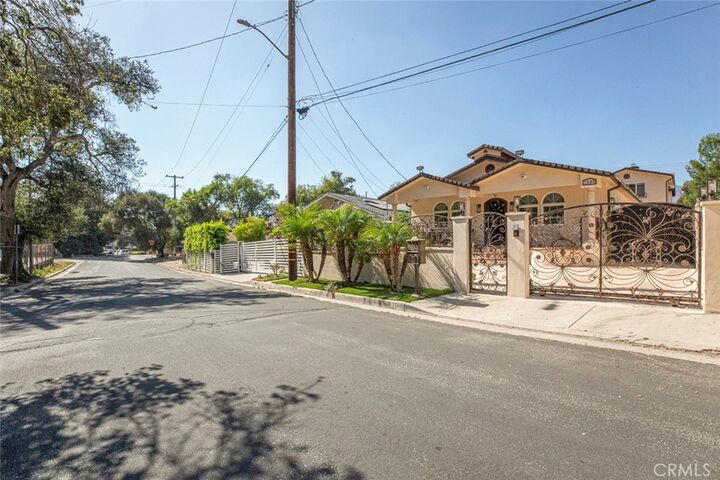 Property Photo:  7565 McGroarty Street  CA 91042 