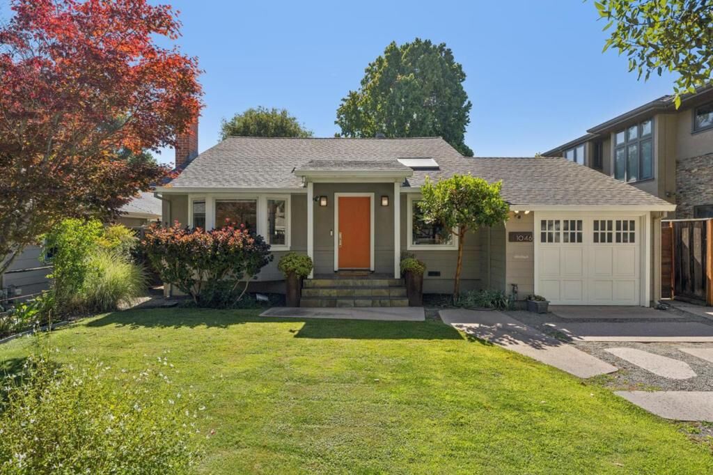 Property Photo:  1046 Sonoma Avenue  CA 94025 