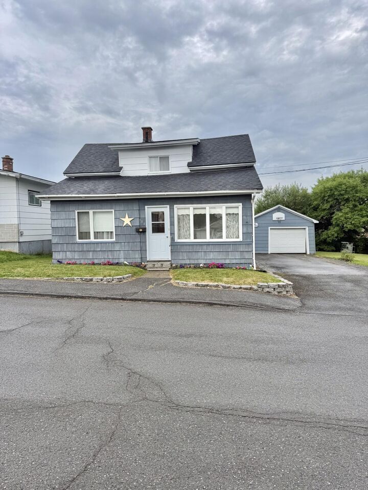 Property Photo:  137 12th Avenue  ME 04756 