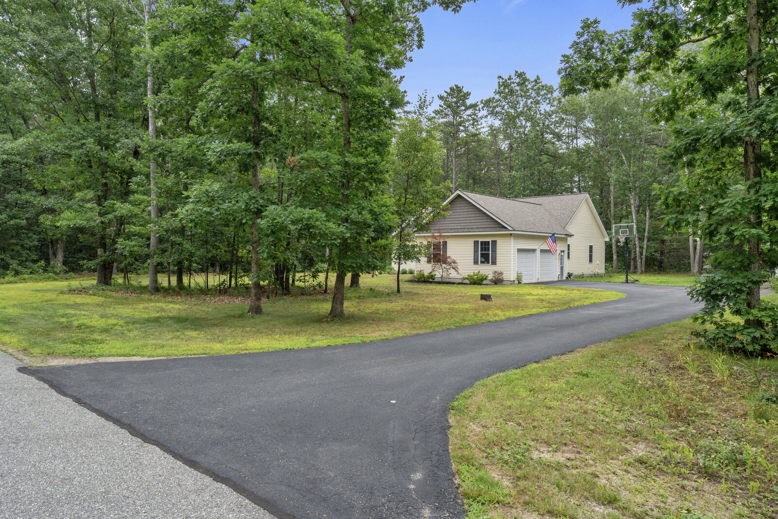 Property Photo:  4 Huckleberry Lane  ME 04043 