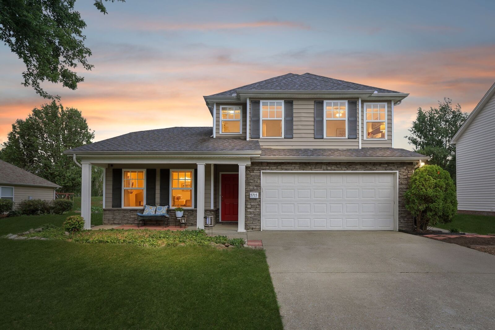 Property Photo: 5715 Roxbury Dr TN 37128