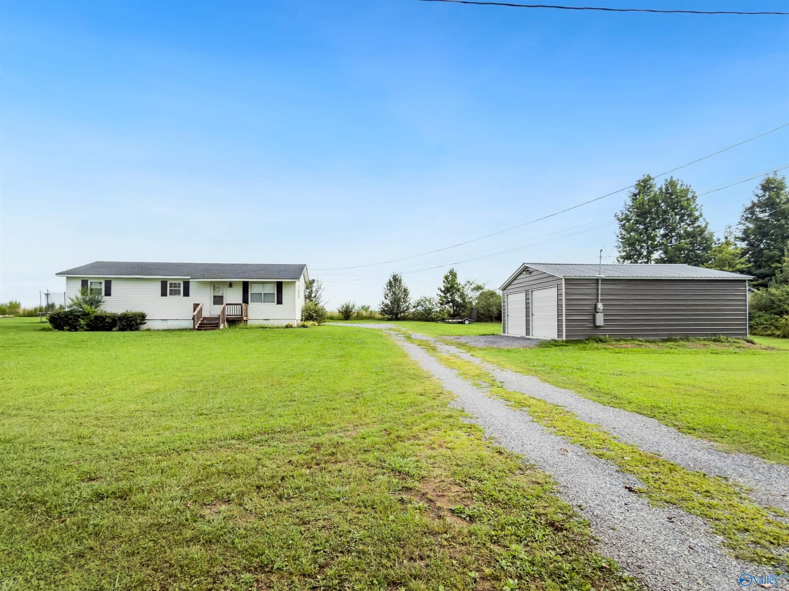 Property Photo:  21716 Alabama Highway 68  AL 35951 
