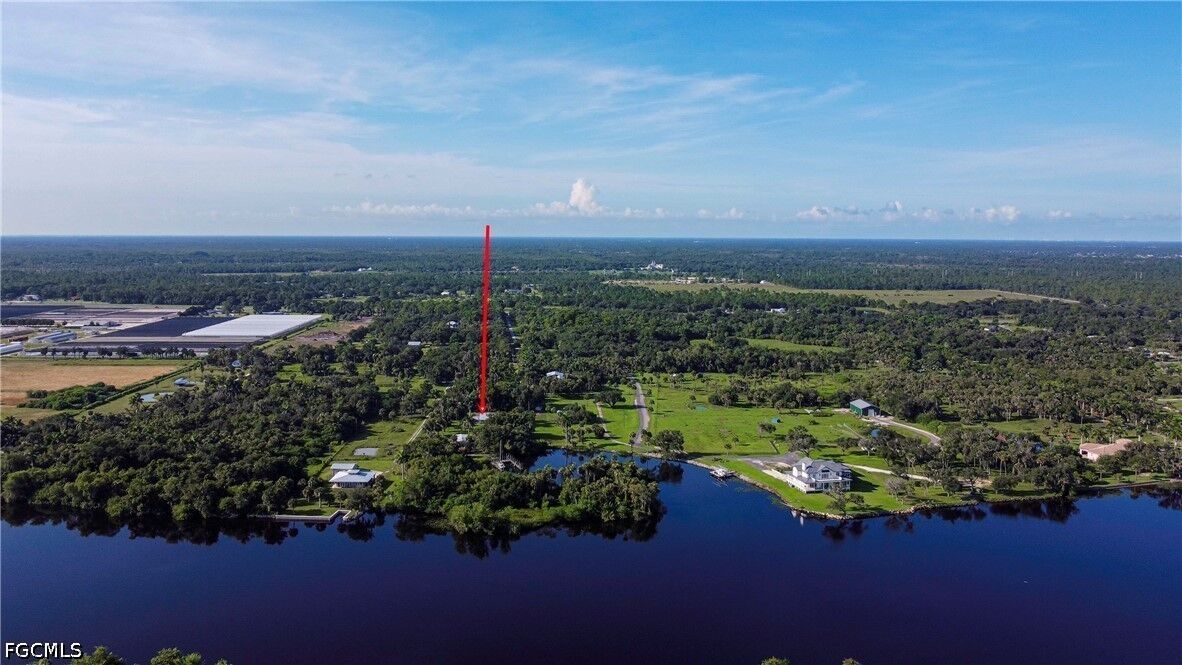 Property Photo:  1821 Sunset Trail  FL 33920 