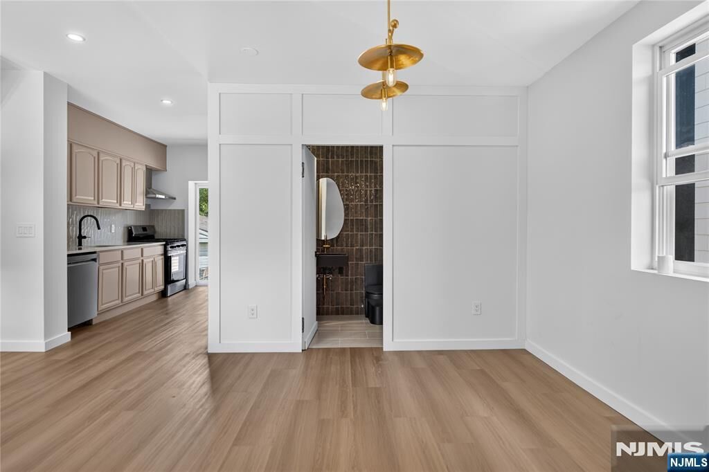 Property Photo:  69 Chestnut Street  NJ 07644 