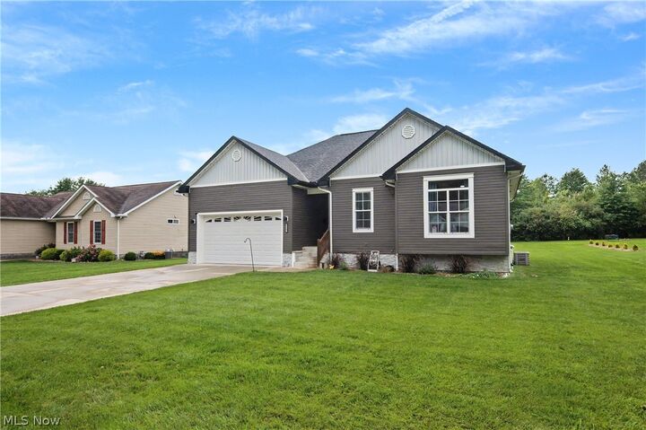 Property Photo:  4463 Cloverlane Avenue NW  OH 44483 
