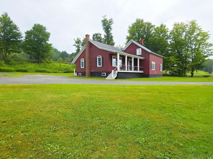 Property Photo: 140 Jay Road VT 05476