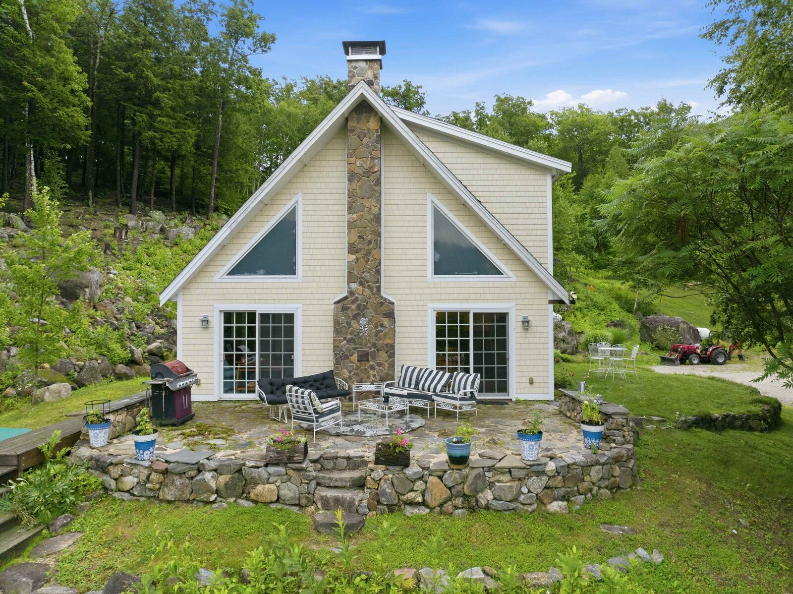 Property Photo:  125 Cunningham Pond Road  NH 03278 
