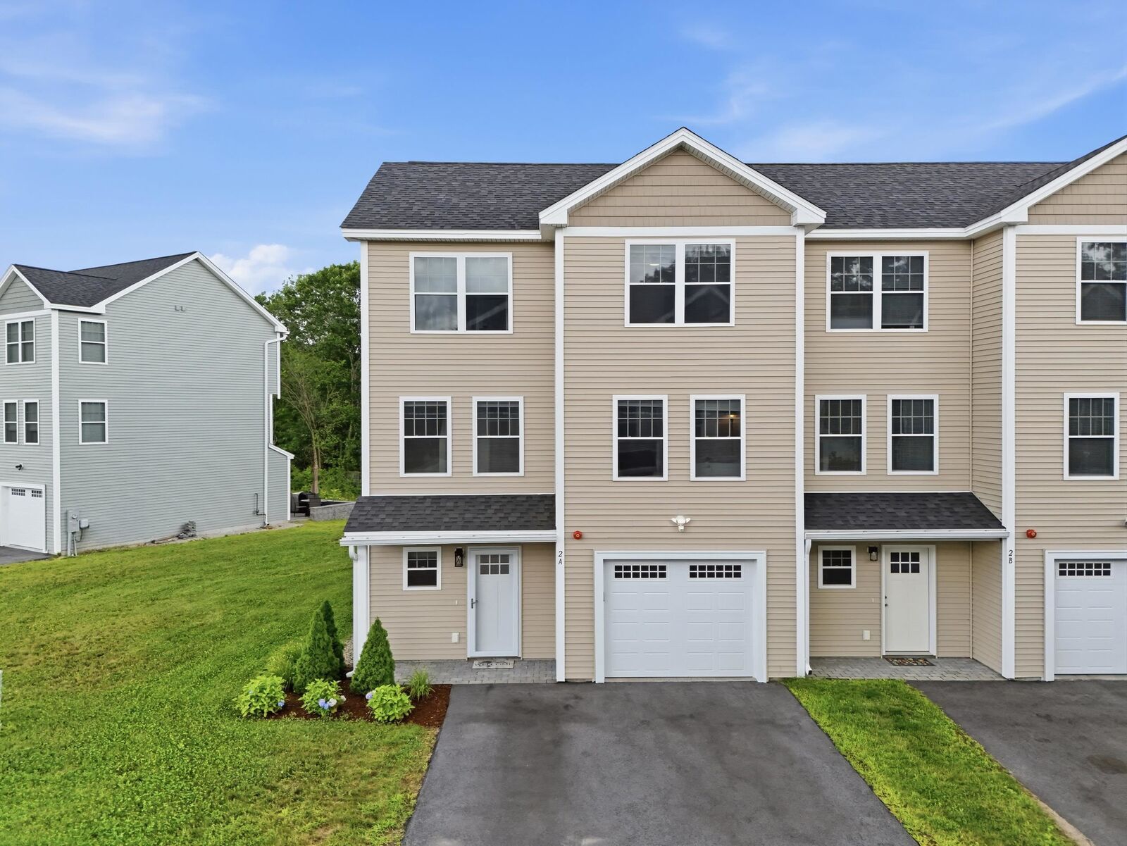 Property Photo:  2A Bovee Way  NH 03042 