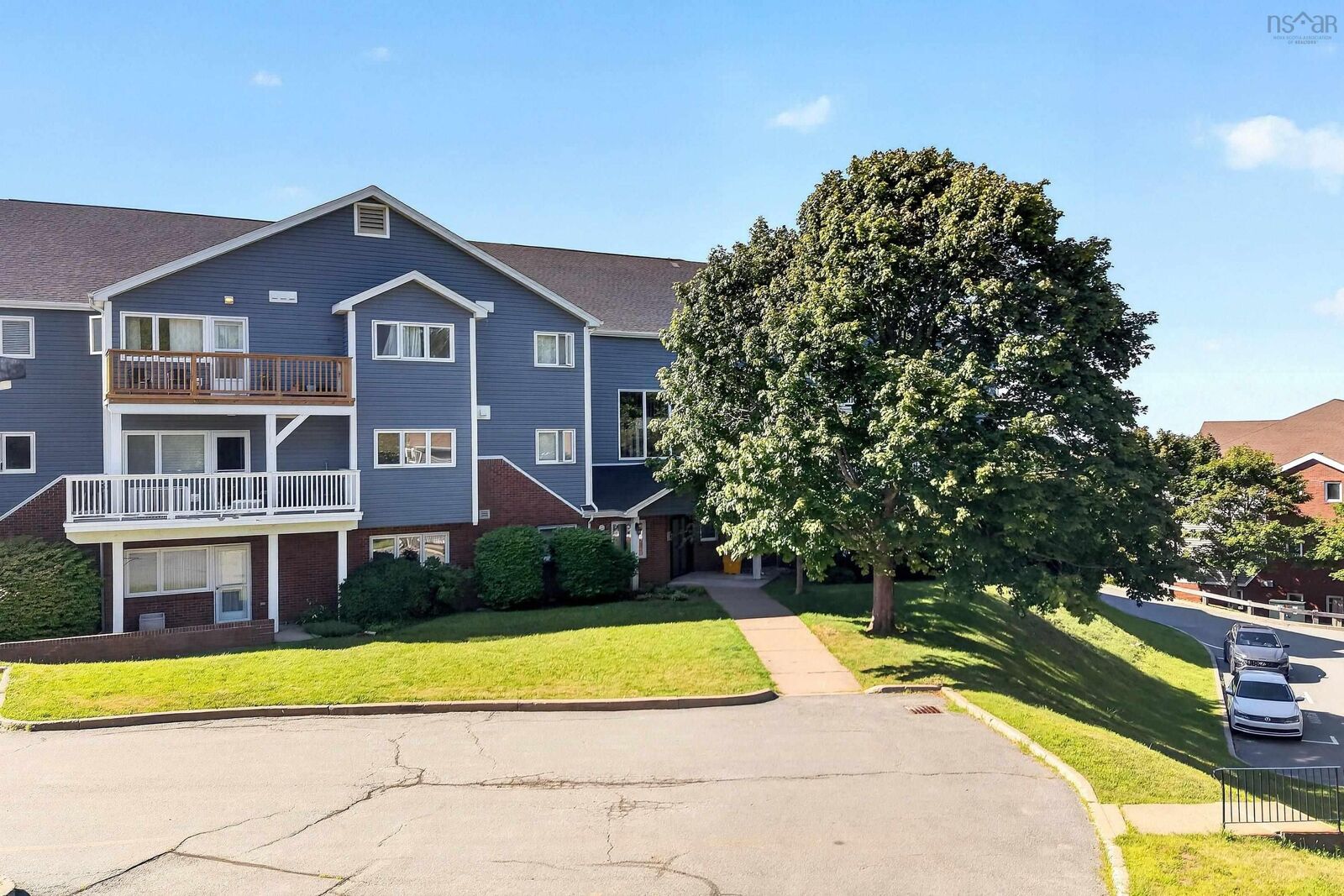Property Photo:  102 126 Farnham Gate Road  NS B3M 3Z9 