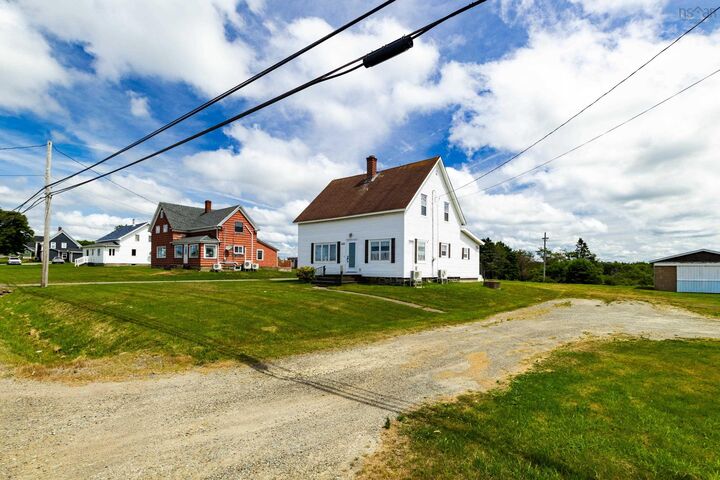 650 Highway 1 — photo 1