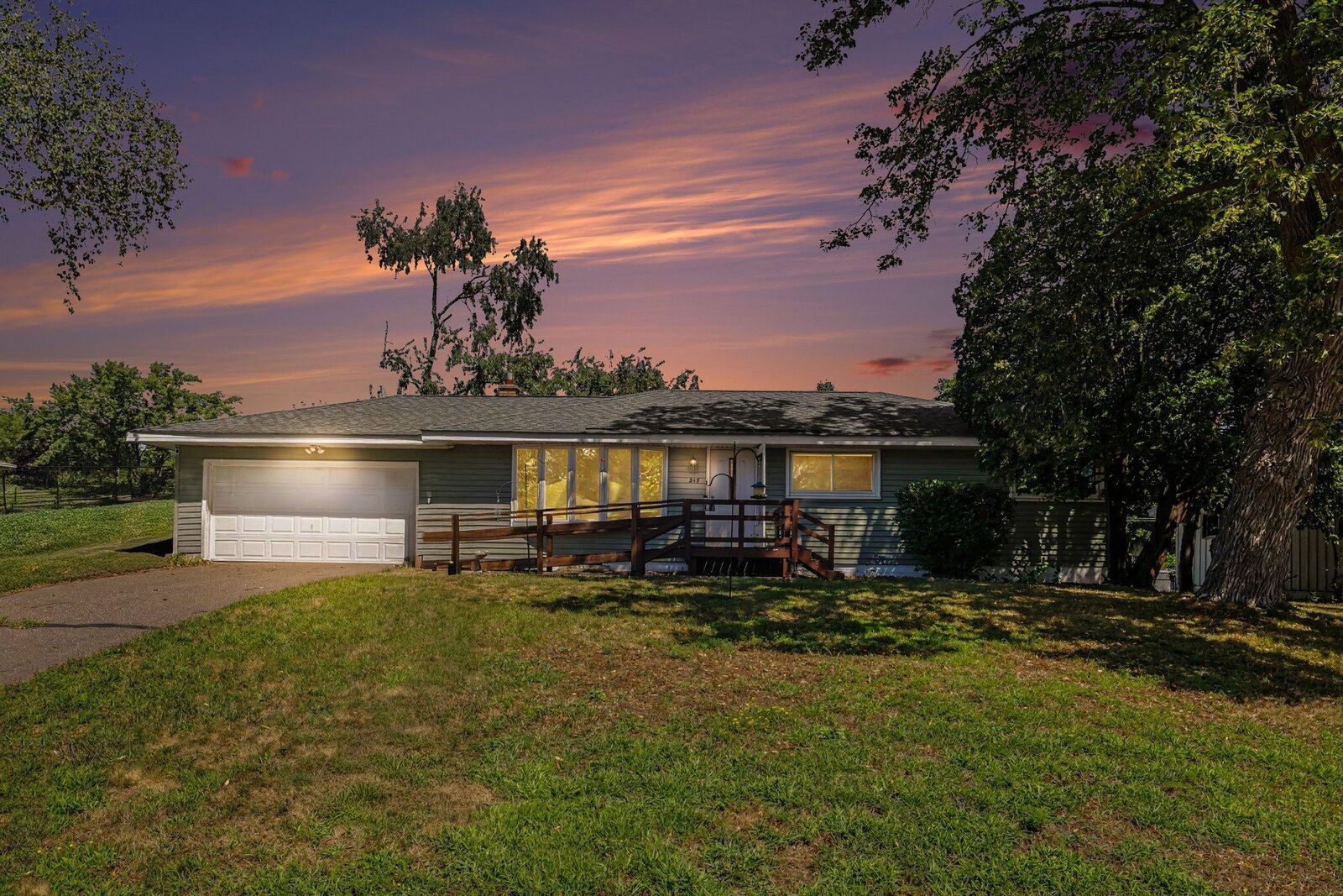 Property Photo:  217 Dawn Avenue  MN 55126 