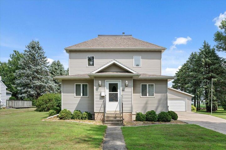 Property Photo:  320 North Street E  MN 56010 