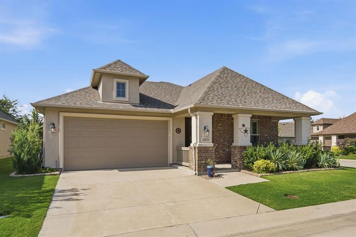 Property Photo:  12621 Gritstone Drive  TX 76207 
