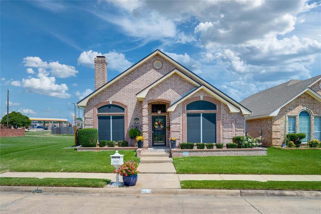 Property Photo:  4215 Primrose Lane  TX 75462 