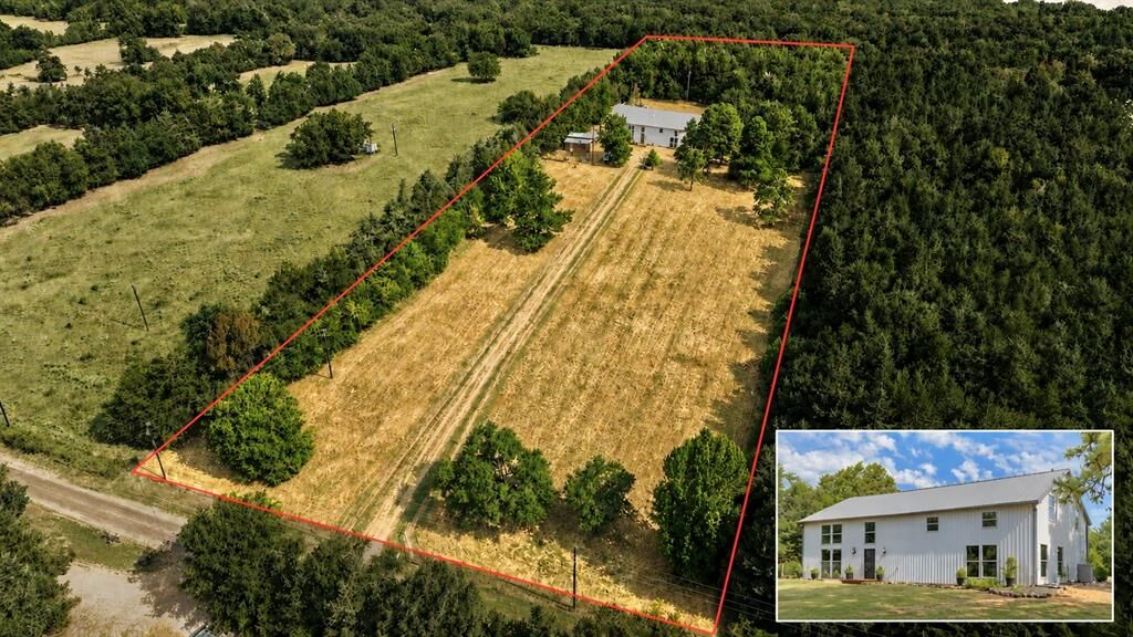 Property Photo:  2631 County Road 2400  TX 75471 