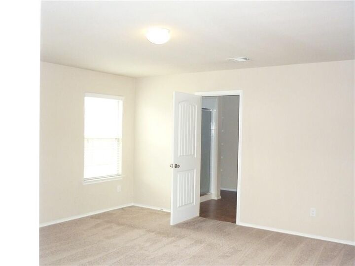 Property Photo:  1806 Arbordale Way  TX 75407 