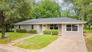 Property Photo: 1109 Booker Avenue TX 75455