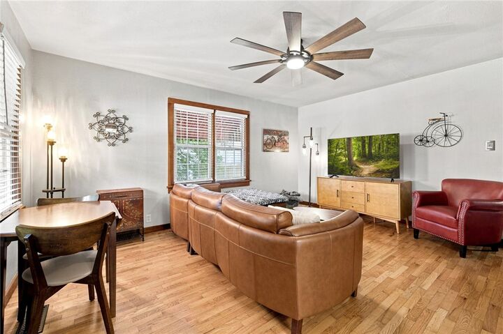 Property Photo:  416 NW 7th Street  AR 72712 