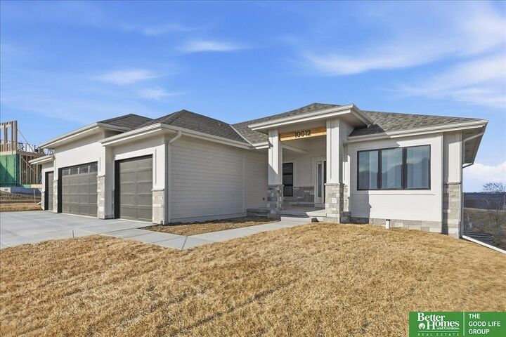 Property Photo: 5820 N 213th Avenue NE 68022