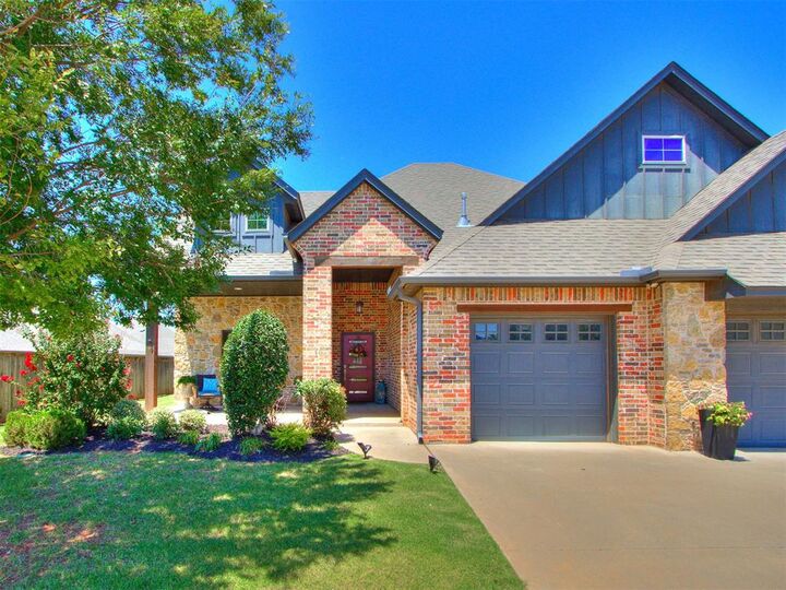 Property Photo: 16313 Brookefield Drive OK 73013