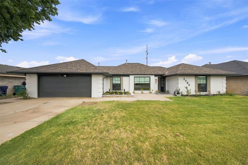 Property Photo:  7704 Rumsey Road  OK 73132 