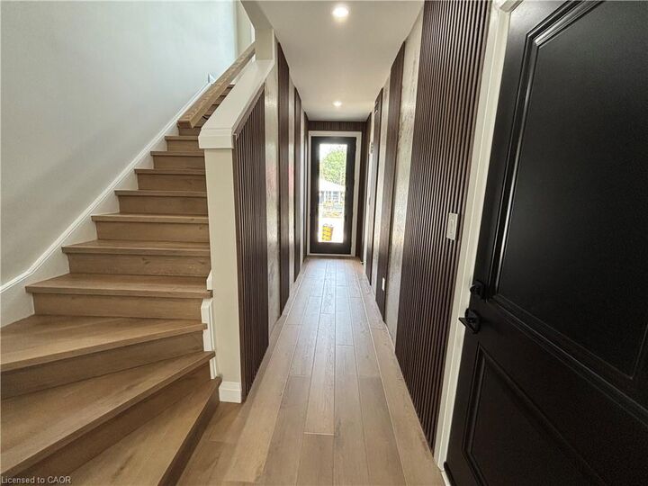 Property Photo:  73 Mary Street 1A  ON Z1Z 1Z1 