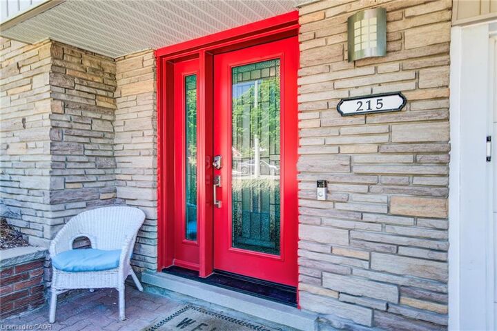 Property Photo:  215 Winfield Avenue  ON N2J 3M8 