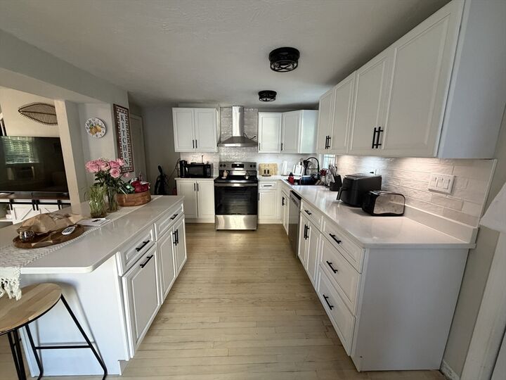 Property Photo: 19 Pocasset Ave. MA 01606