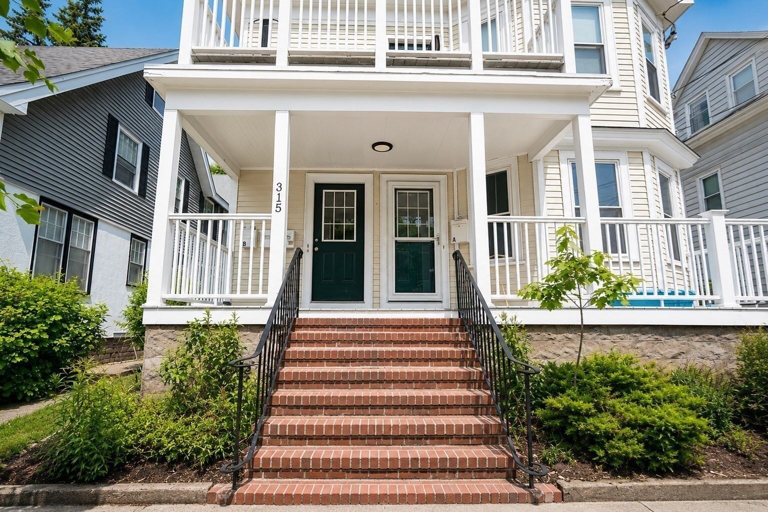 Property Photo:  315 Lafayette St 3  MA 01970 