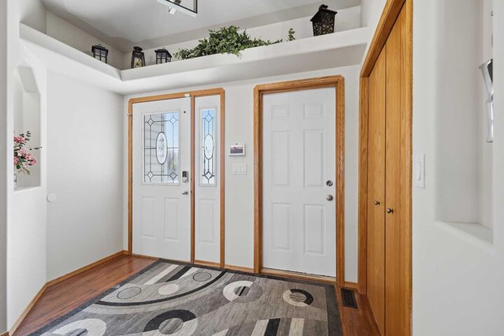 Property Photo:  6 Firdale Drive  AB T4S 2H9 