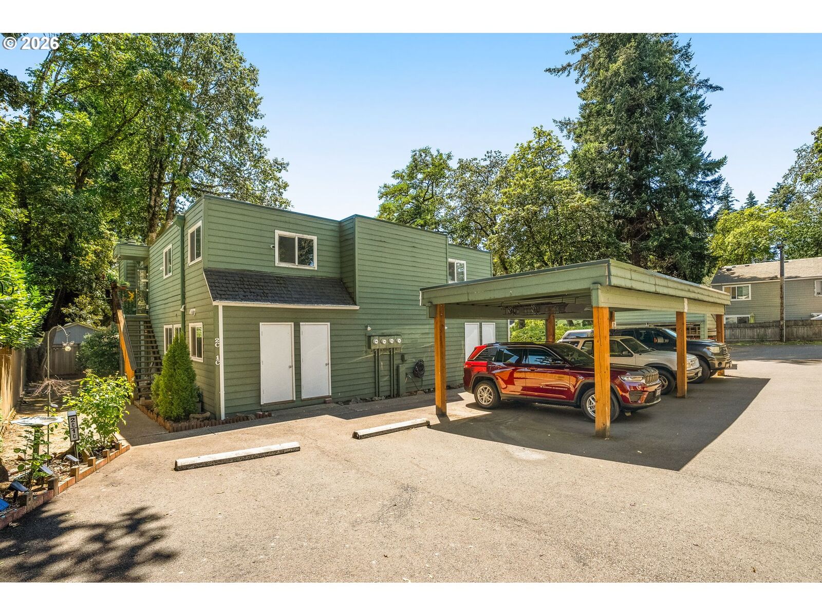 Property Photo:  3930 Lake Grove Ave C1  OR 97035 