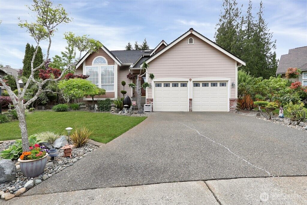 Property Photo:  30807  1st Place S  WA 98003 