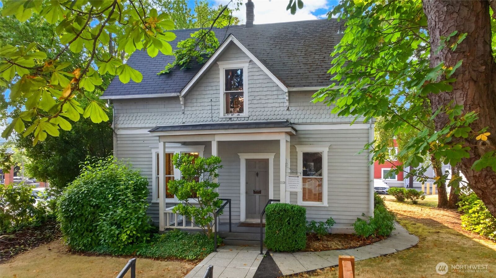 Property Photo: 115 3rd Avenue N WA 98020