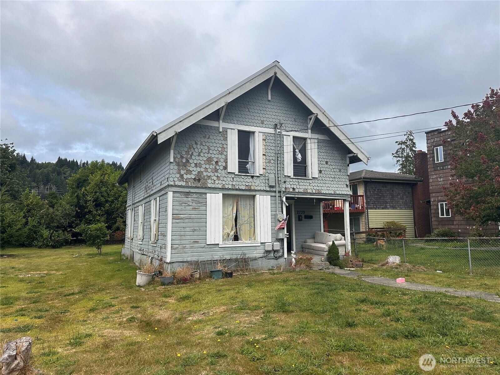 Property Photo:  2739  Pacific Avenue  WA 98550 