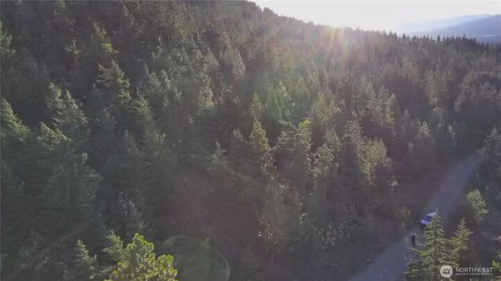 Property Photo: 8440 Upper Peoh Point Rd WA 98922