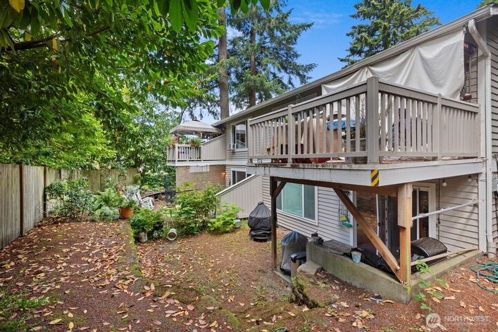 Property Photo:  8134  212th Street SW  WA 98026 