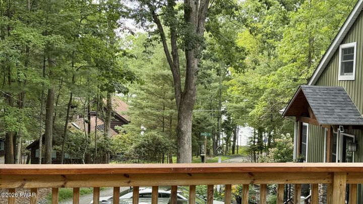 Property Photo:  117 Maple Lane  PA 18464 
