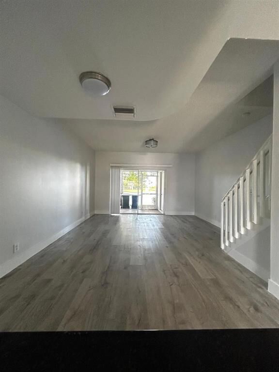 Property Photo:  16637 Hemingway Drive 16637  FL 33326 