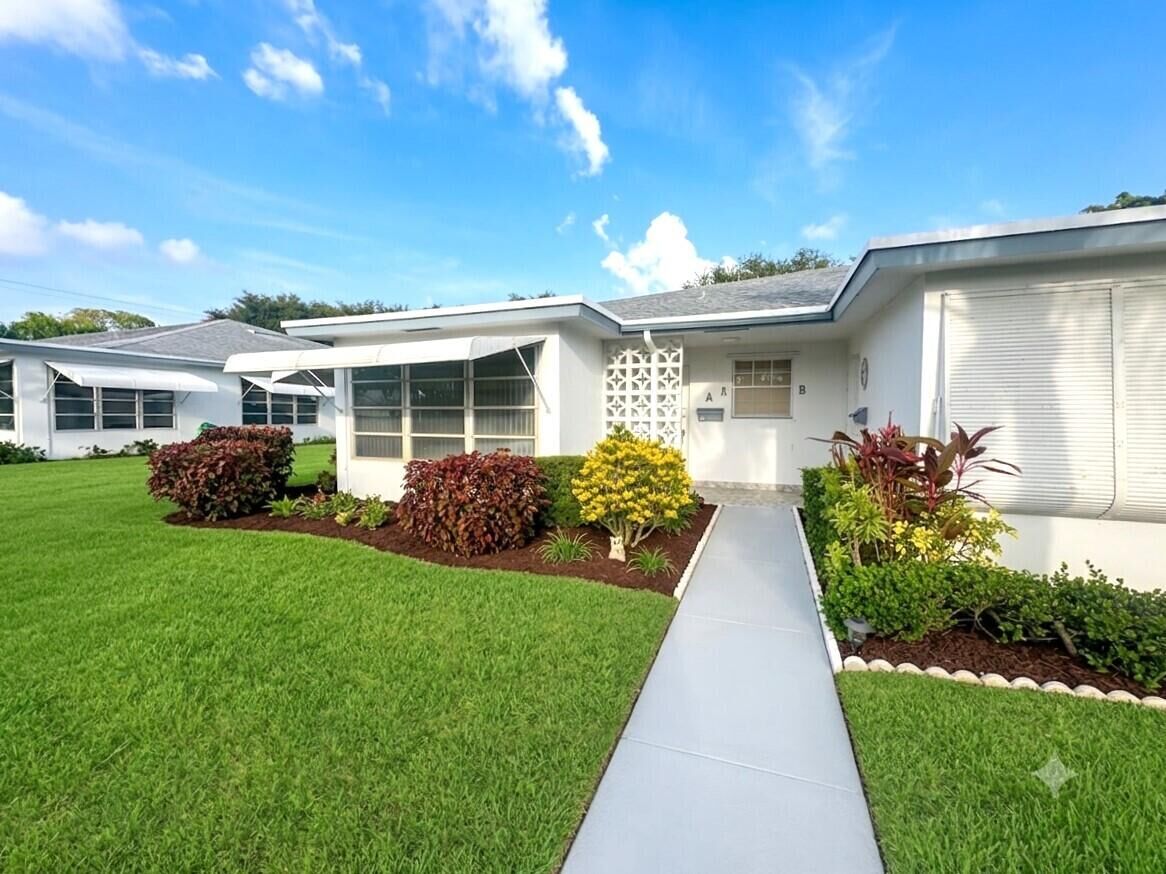 Property Photo: 1202 S Drive Circle A FL 33445