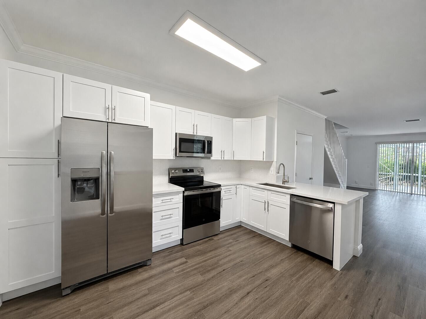 Property Photo:  3660 San Simeon Circle  FL 33331 