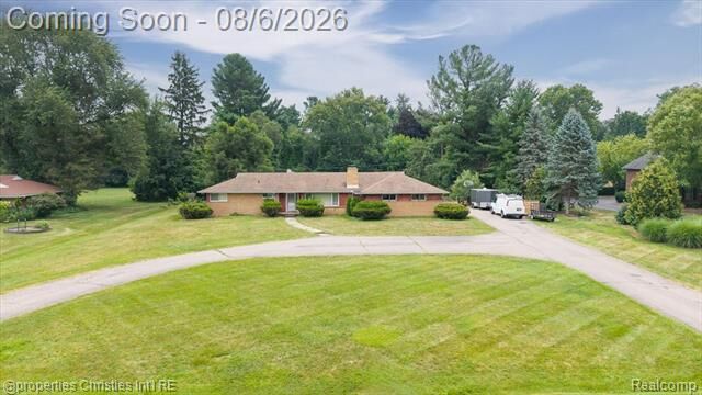 Property Photo:  1779 Orchard Lane  MI 48301 